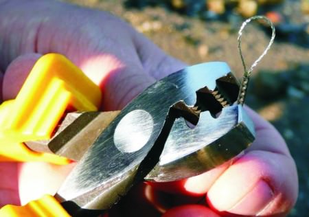 ProfiBlinker Klemmhülsen Zange aus Edelstahl mit gummierten Kunststoffgriff  ProfiBlinker Klemmhülsen Zange aus Edelstahl mit gummierten Kunststoffgriff